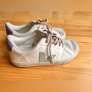 Veja leather kids sneakers size 4